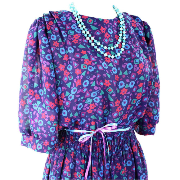 Vintage 80s Day Dress Flowy Blue Pink Graphic Print Elastic Waist Sz M - Hey Viv - Picture 2 of 5